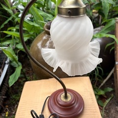昭和レトロ 卓上ライト すずらんの画像