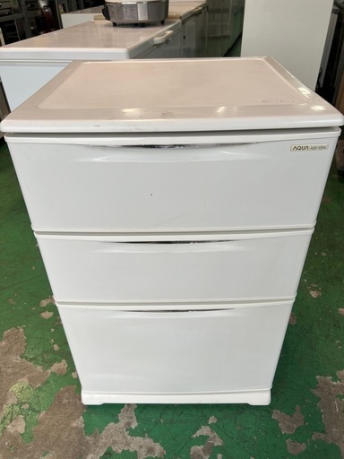 2011年 アクアノンフロン電気冷凍庫  118L