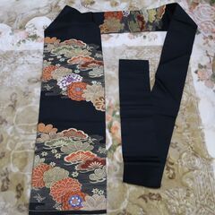 正絹　格調高い豪華な織りの名古屋帯　美品