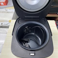 2023年製　ニトリ3.0合　マイコン炊飯器　の画像
