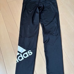 ⭐︎新品未使用タグ付き⭐︎adidas CLIMALITE レギンス　キッズ140cmの画像