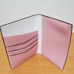 半額に値下げしました！　本革　パスポートケース　♬ピンク♬