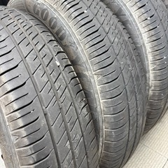 アルトバン　ノーマルタイヤ　ホイール付き4本　145/80R13溝あり の画像