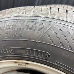 アルトバン　ノーマルタイヤ　ホイール付き4本　145/80R13溝あり の画像