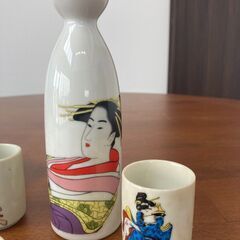 おちょこ＆とっくり　御猪口　徳利　お酒　熱燗　酒器　女性　女　おちょこ　とっくりの画像
