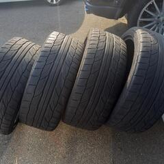 ★265/40R22　106Y