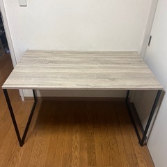 デスク無料で差し上げます
