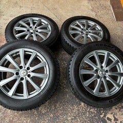 スタッドレスタイヤホイールセット（4本）215/60Ｒ17