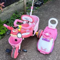 ミニーちゃん三輪車と車