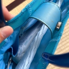 夏にピッタリ！水色のバッグ！の画像