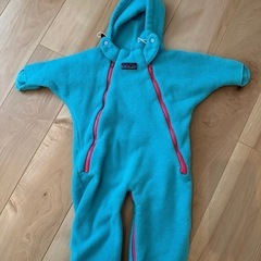 Patagonia フリースロンパース 水色