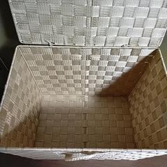 フタ付 カラーバスケット ベージュの画像