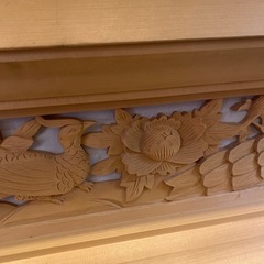 彫りありの棚の画像