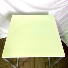 パソコンデスク サンワダイレクト 白 正方形の画像