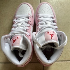 NIKE スニーカー エアジョーダン ピンク