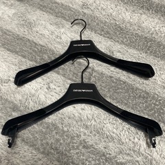 エンポリオアルマーニのハンガー2本セット