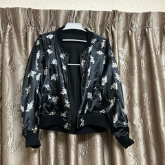 リバーシブルブルゾンレディースの画像