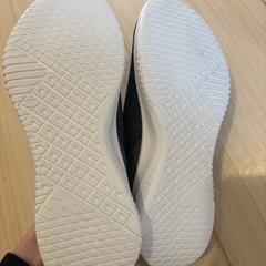 新品 スリッポンの画像
