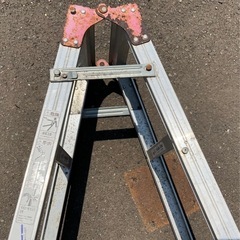 ALINCO アルインコ アルミ 6尺 脚立 MBV-180 6段 梯子 ハシゴ はしご兼用 足場 高所作業 造園 電工 大工の画像