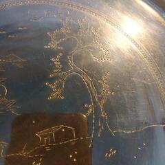 金属製、皿！の画像