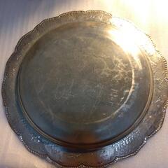 金属製、皿！の画像