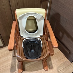 美品・介護用ポータブルトイレ の画像