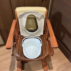 美品・介護用ポータブルトイレ の画像