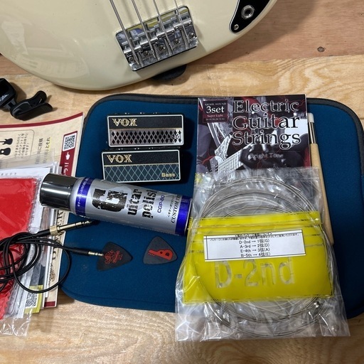 Bacchus since1994 エレキベースケース付　付属品有