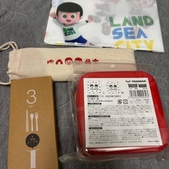新品　ヤン坊マー坊　ランチボックス　レジャーシート　カトラリーセットの画像