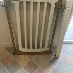 ベビーゲート