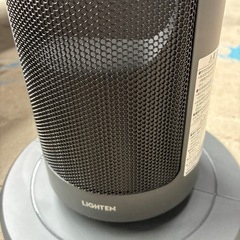 【美品】ファンヒーター　暖炉型　電気　首振り　リモコン付きの画像