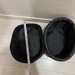 車内アクセサリー　収納ボックス　２つの画像