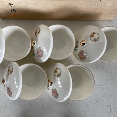 千總 茶碗（蓋付）の画像