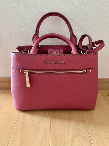 ✨美品・未使用に近い✨MICHAEL KORS バッグ