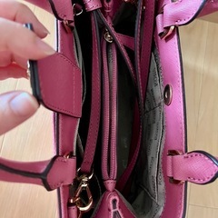 ✨美品・未使用に近い✨MICHAEL KORS バッグの画像