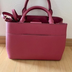 ✨美品・未使用に近い✨MICHAEL KORS バッグの画像