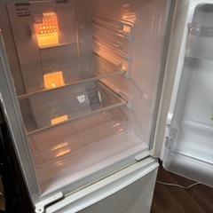 シャープ冷蔵庫137Lの画像