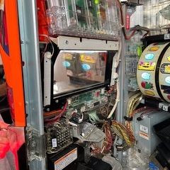 最終値下げパチスロマジカルハロウィン5コイン不要機の画像