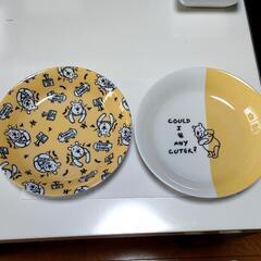 プーさんパスタ皿2枚　ニトリ角皿2枚　丸皿2枚　ミニオンマグカップ1個