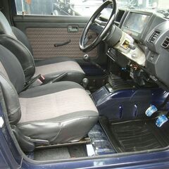 美車 ７年 ５型 ジムニー ＪＡ１１Ｖ ５速 エアコン パワステ リフトアップ（増しリーフ） カスタム多数の画像