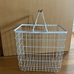 カントリー 木製 ワイヤー ホワイト 収納 ランドリーインテリア