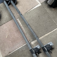 INNOルーフキャリア　ベースとバーのセット 