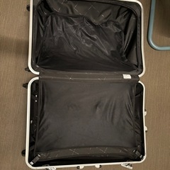 キャリーケース　の画像