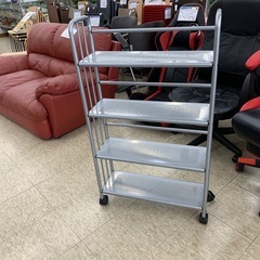 【ジモティー割引で最大15％OFF⭐️】 　キャスター付き　4段ラック