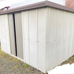 鍵つき　物置　解体済み