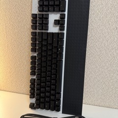 NZXT ゲーミングキーボード