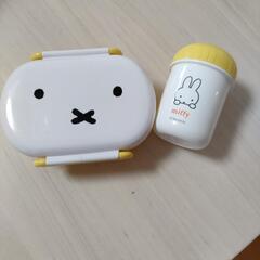 お弁当箱　おしぼりケース