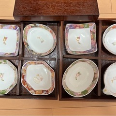 未使用品　和柄小皿小鉢セット　箱入り
