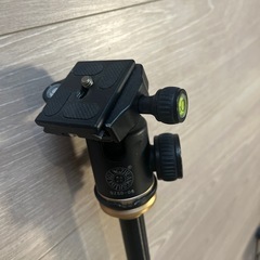 ビデオカメラ三脚130cm QZSDー06の画像