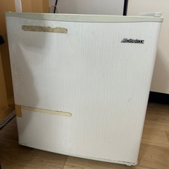 小型冷蔵庫